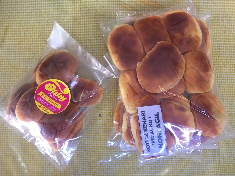 Roti Isi Kenari Indonesia A-Z